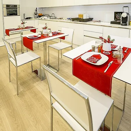 Nocleg ze śniadaniem The 8 Boutique
