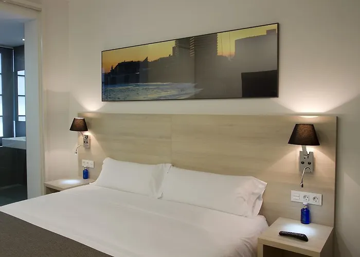 The 8 Boutique 3*