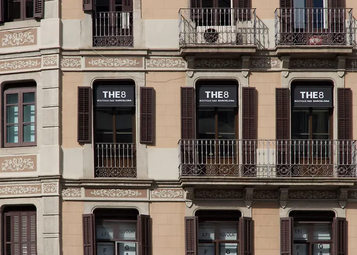 فندق مبيت وإفطار The 8 Boutique 3*