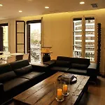 The 8 Boutique 3*
