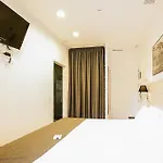 The 8 Boutique