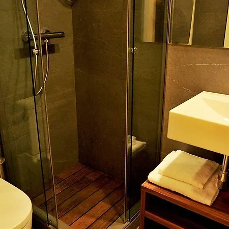 Bed & Breakfast The 8 Boutique