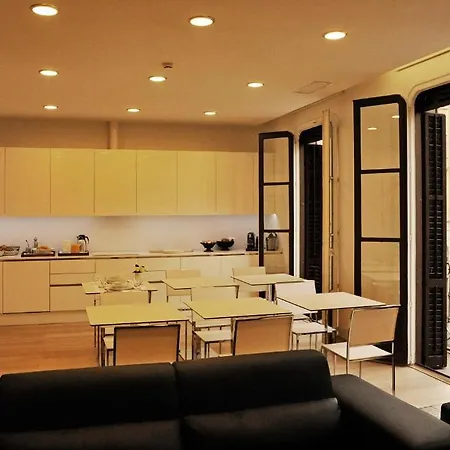 Bed & Breakfast The 8 Boutique